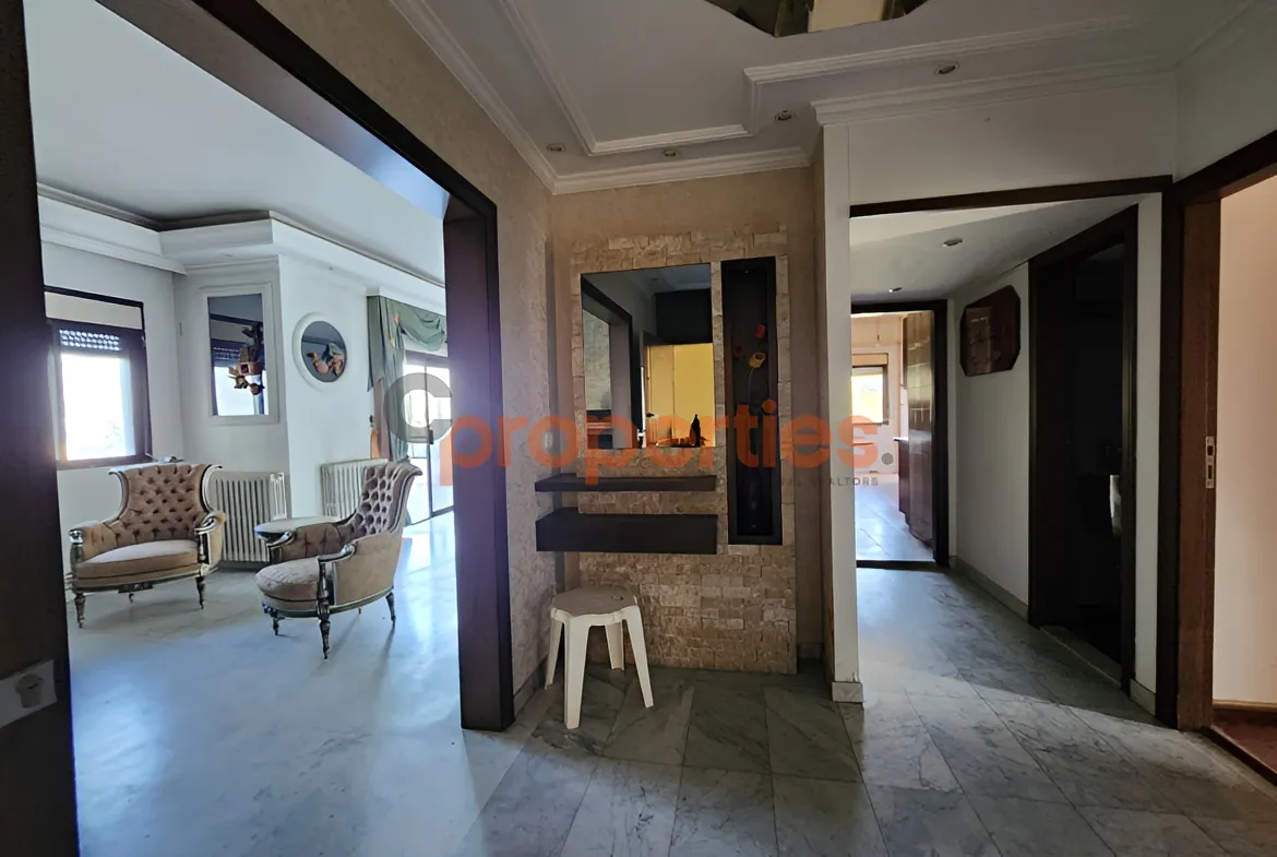 Apartment for Sale in Ballouneh