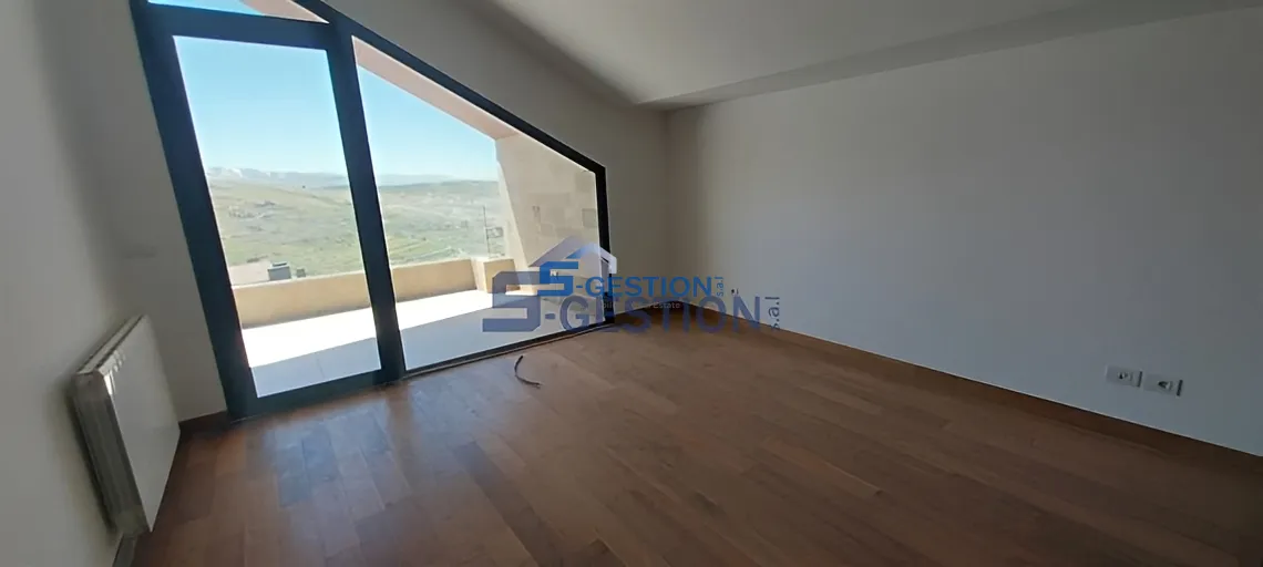 Chalet for Sale in Faqra