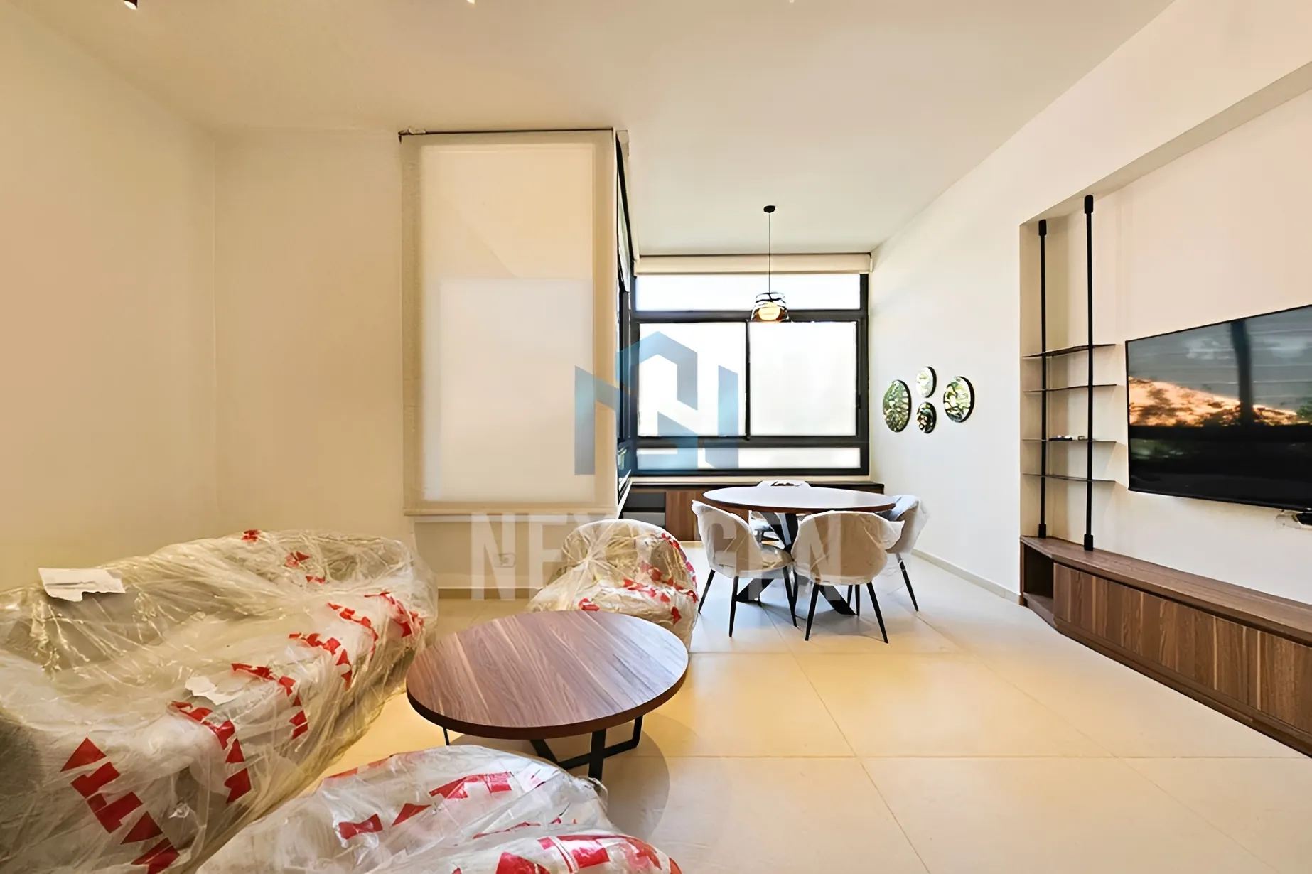 Apartment for rent in Achrafieh, Beirut, Lebanon - 2 bed, 3 bath