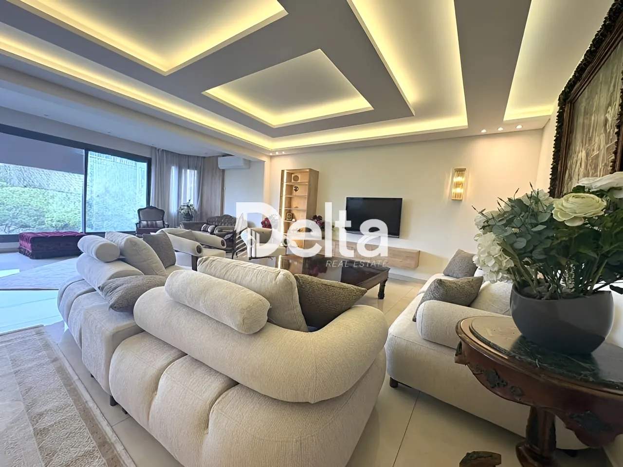 Apartment for rent in Sanayeh