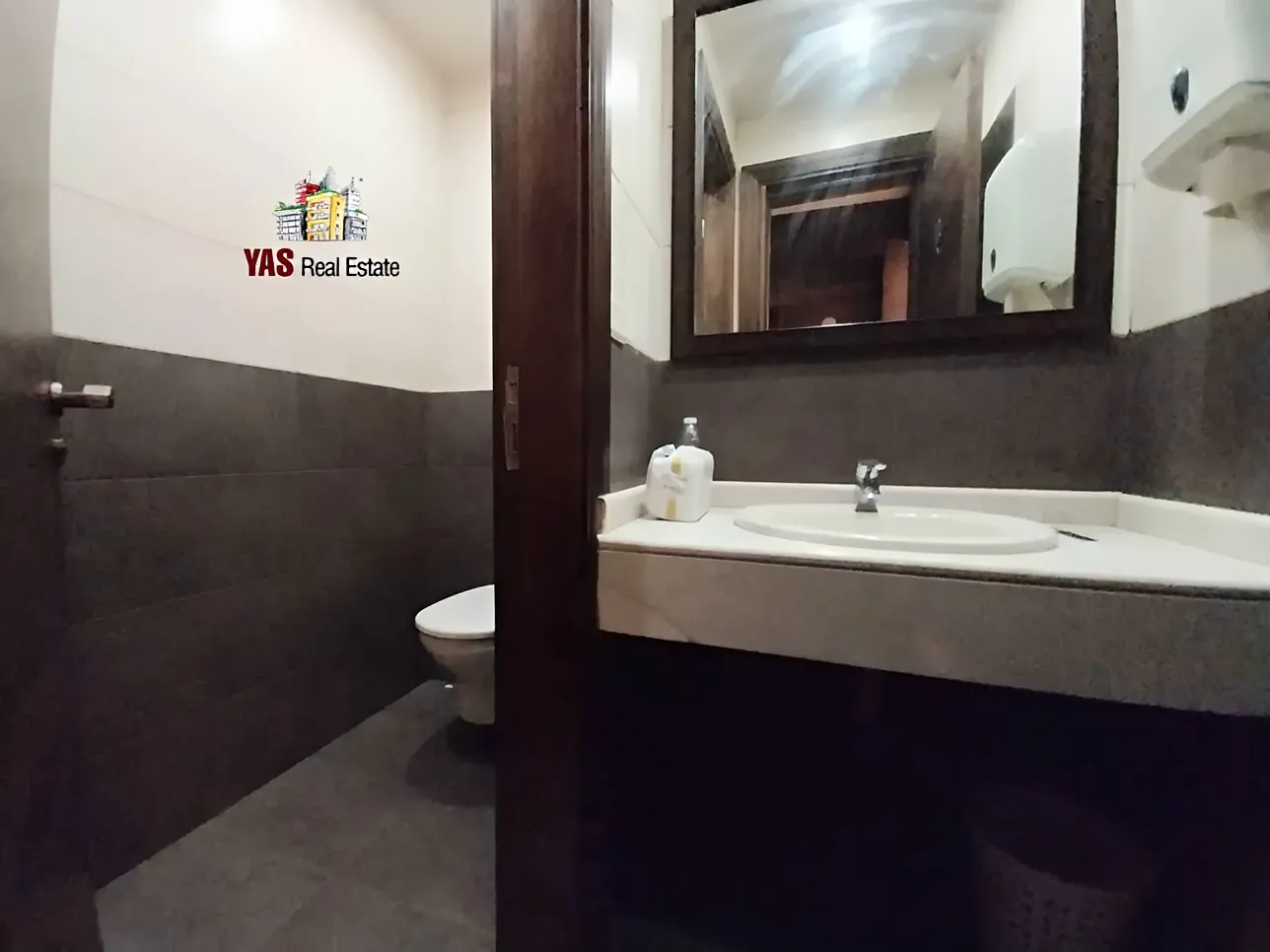 Restaurant for rent in Ghazir