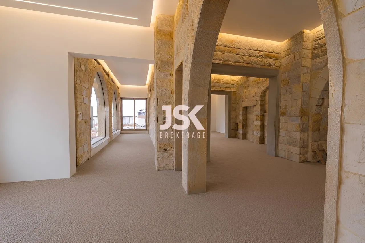 Building for Sale in Bsous