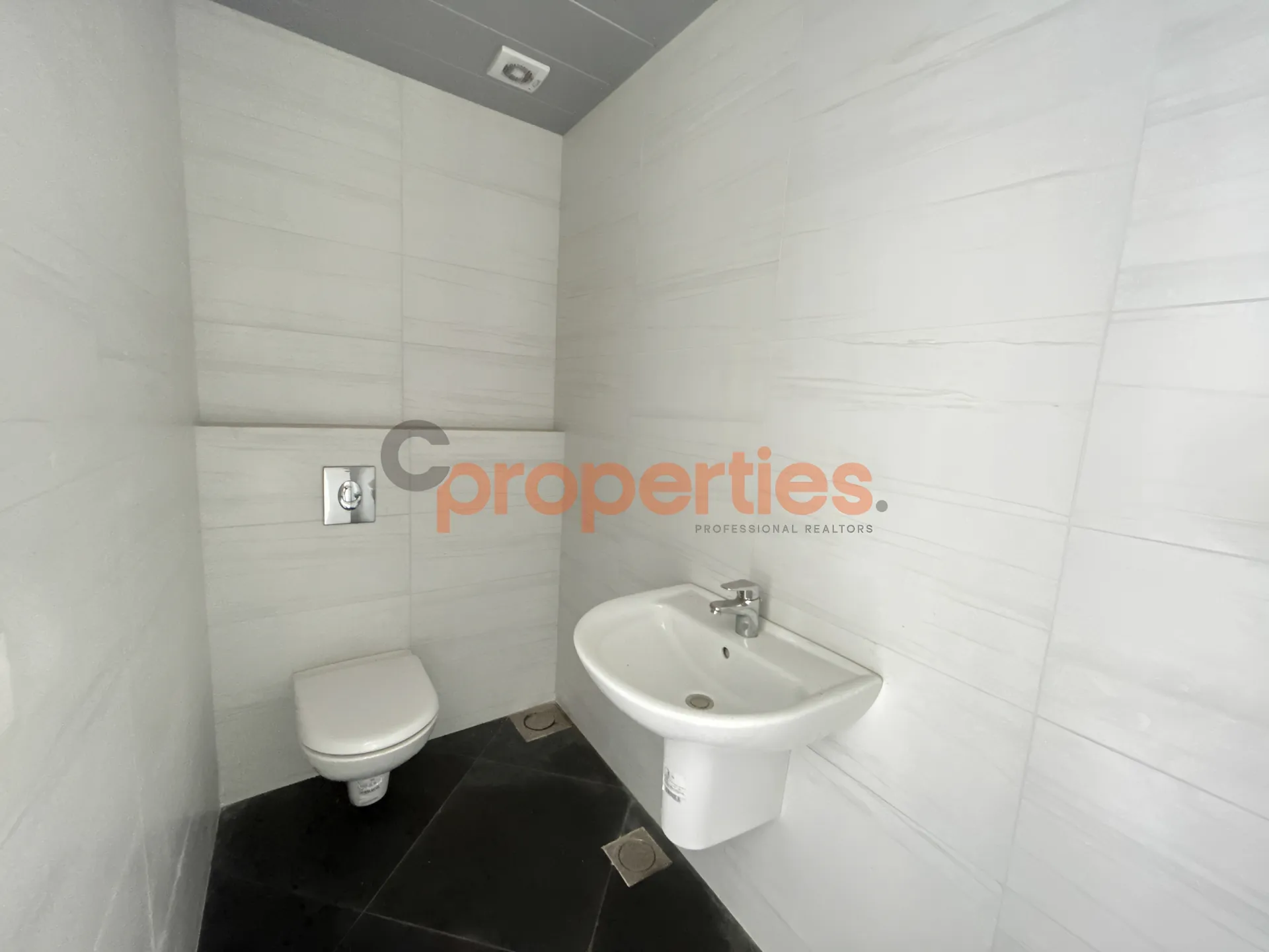Apartment for Sale in Blat