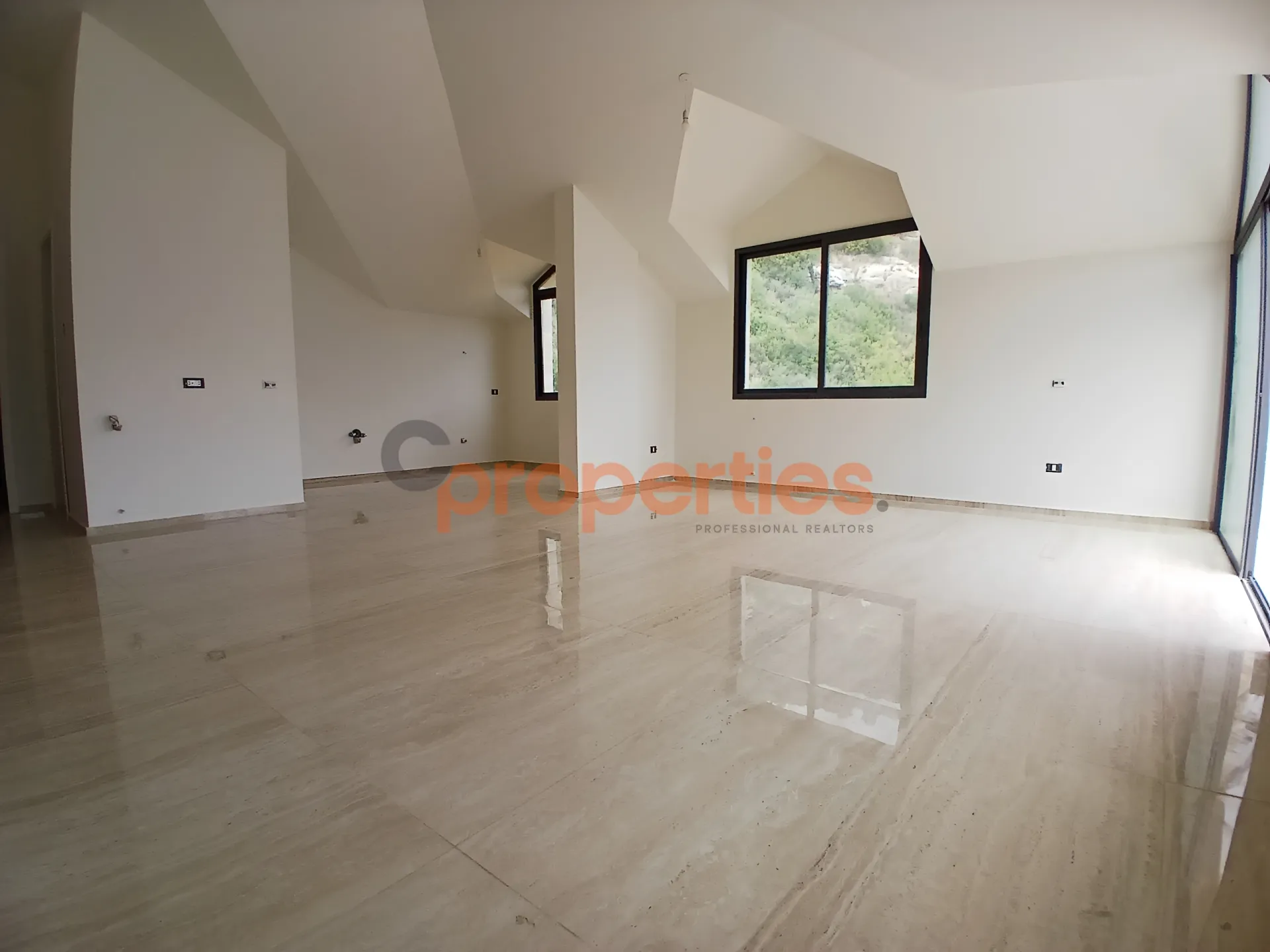 Apartment for Sale in Baabdat
