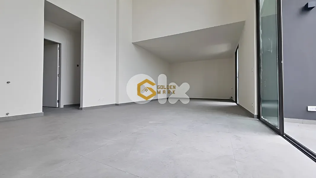 Duplex for Sale in Mazraat Yachoua - 4 bed, 4 bath
