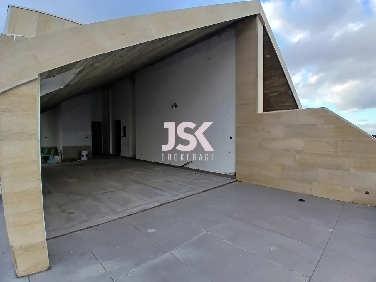 Loft for Sale in Aatchane - 3 bed, 3 bath