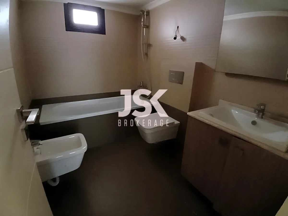 Apartment for Sale in Mazraat Yachoua, Lebanon