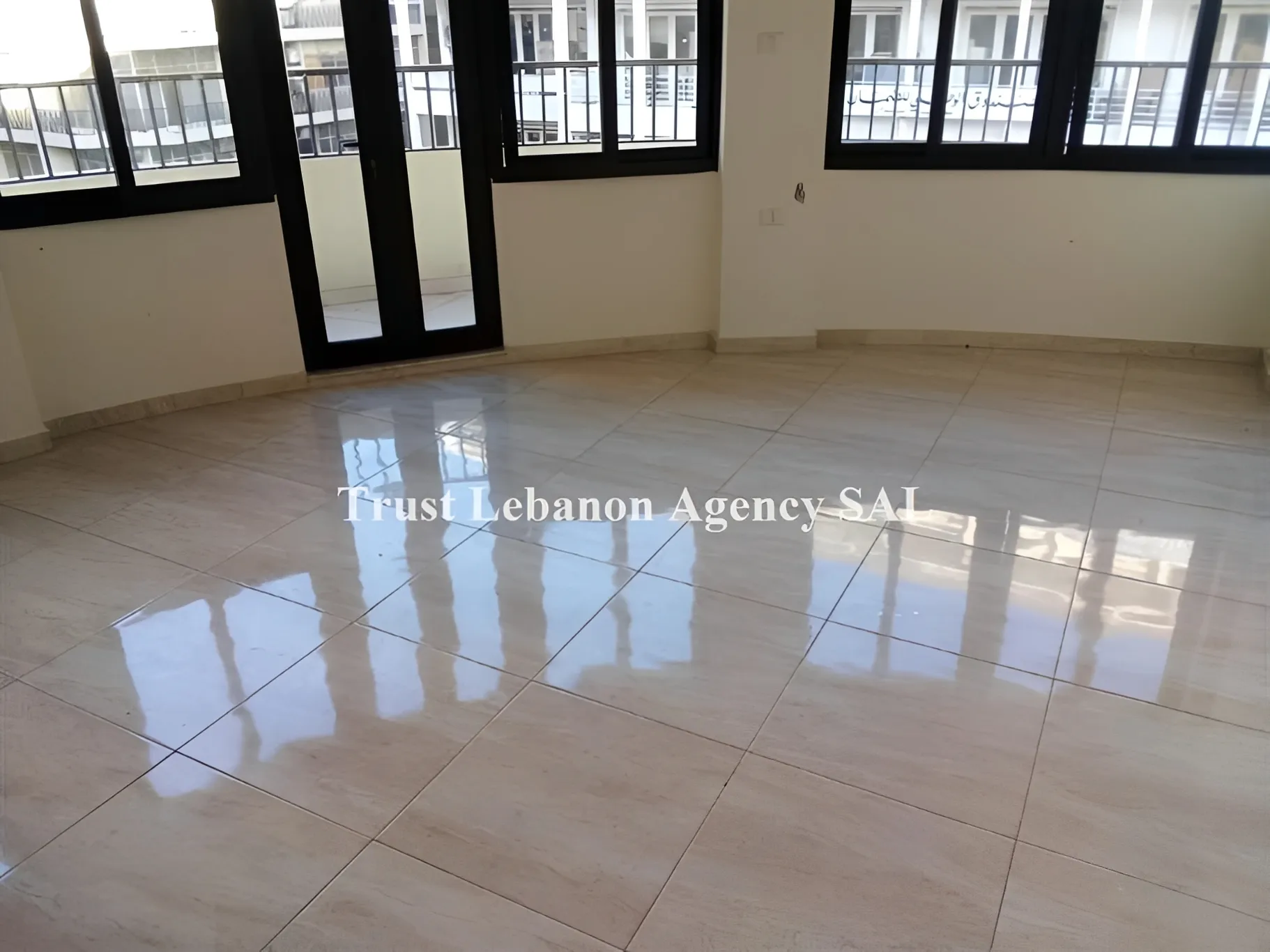 Office For Rent in Beirut, Badaro
