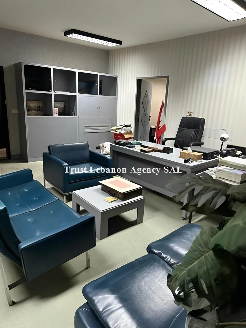 Office for rent in Metn, Antelias