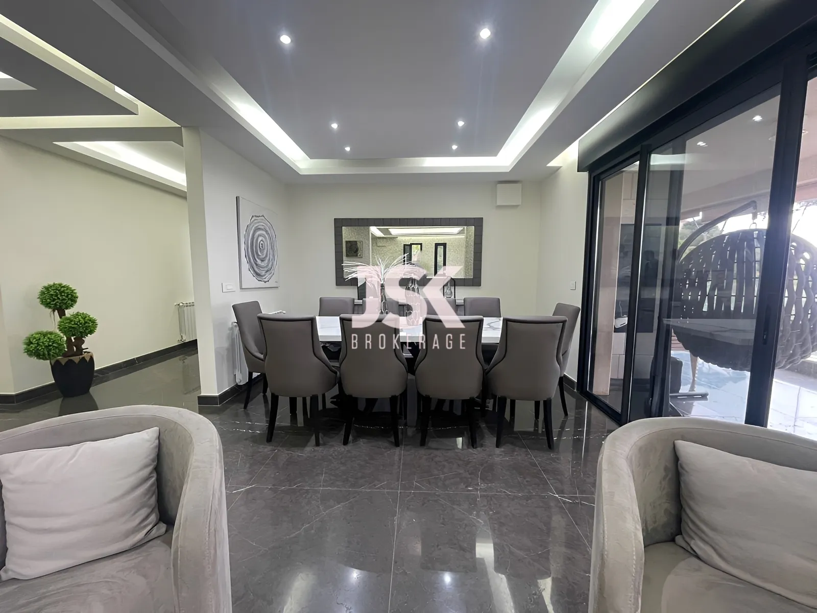 Villa for Sale in Aley