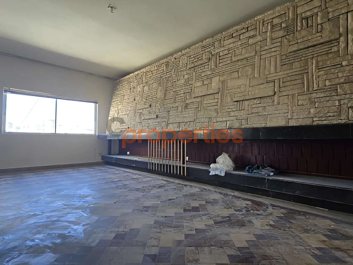 Apartment for Sale in Forn El Chebbak - 4 bed, 3 bath
