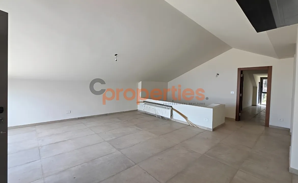 Duplex for Sale in Montiverdi
