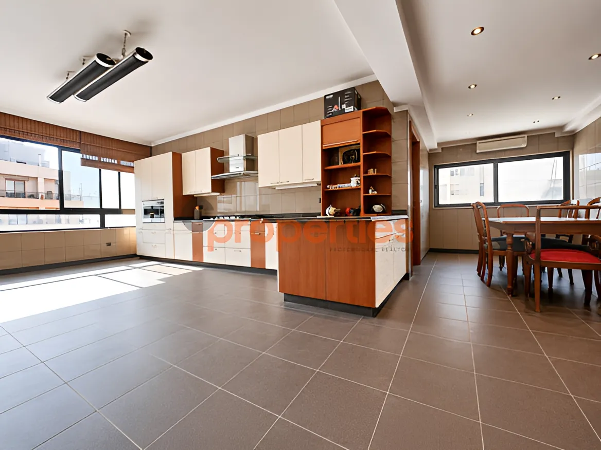 Duplex for rent in Ramleh Al Bayda, Beirut, Lebanon - 4 bed, 5.5 bath