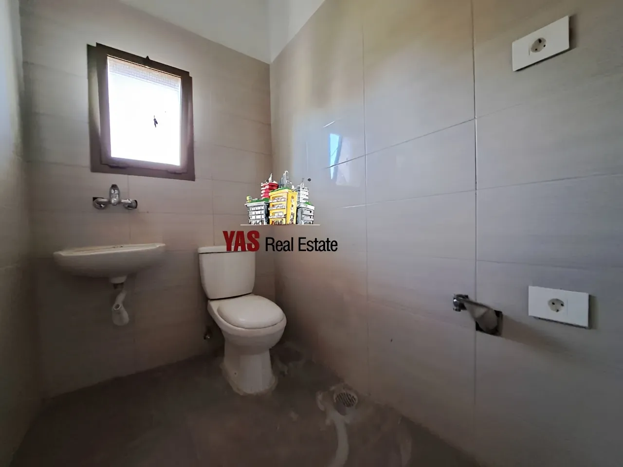Apartment for Sale in Ashqout