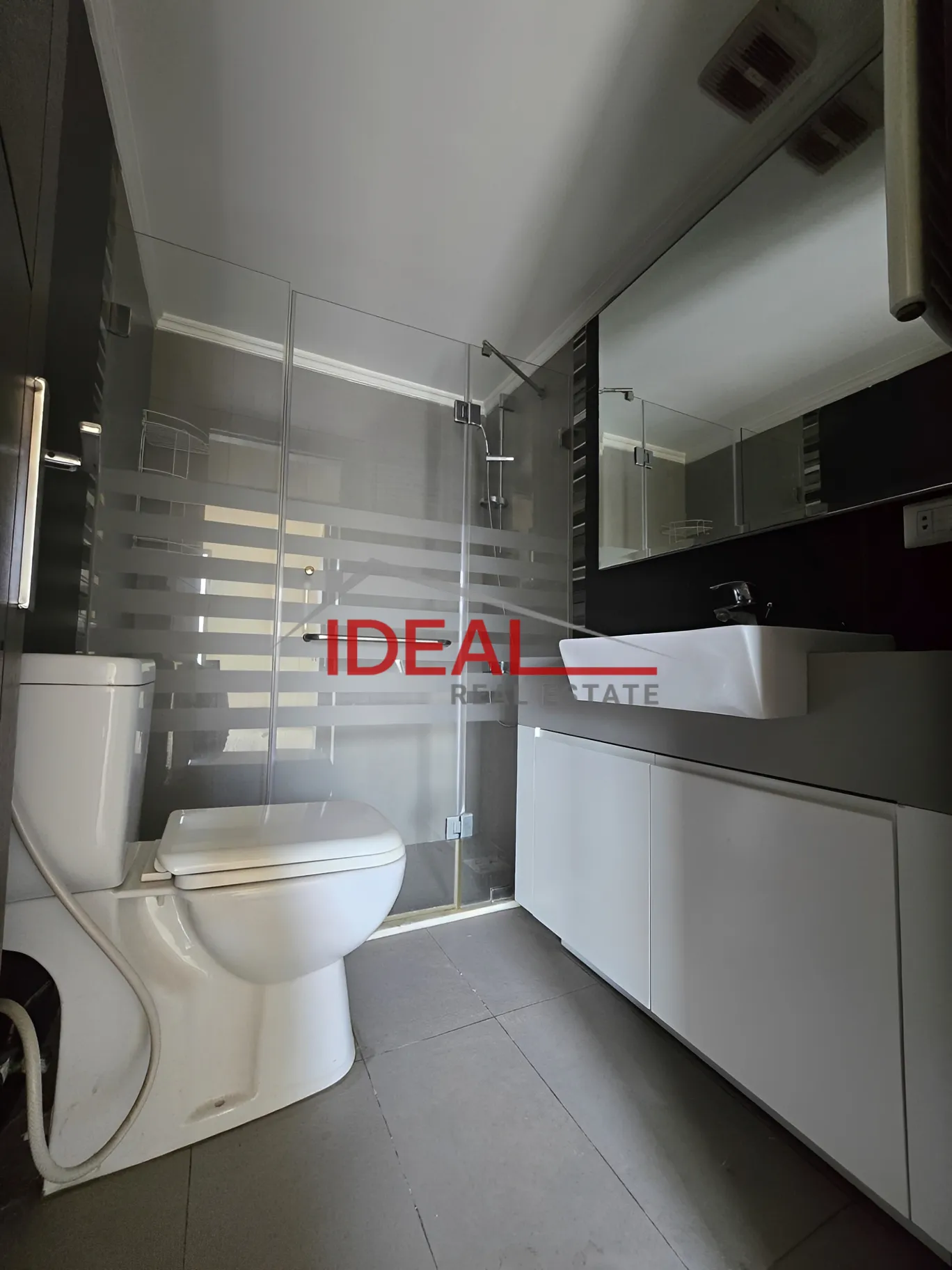 Apartment for sale in Ain El Remmaneh, Lebanon - 3 bed, 3 bath