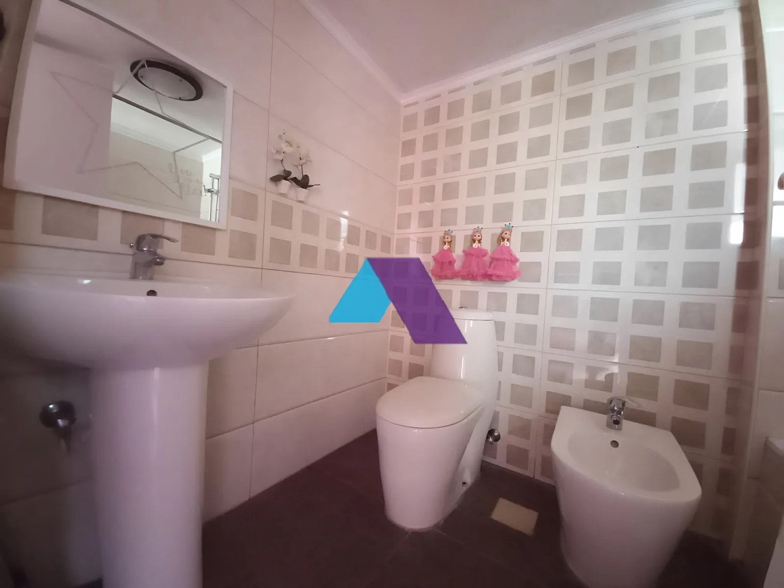 Apartment for rent in Adma w Dafnah