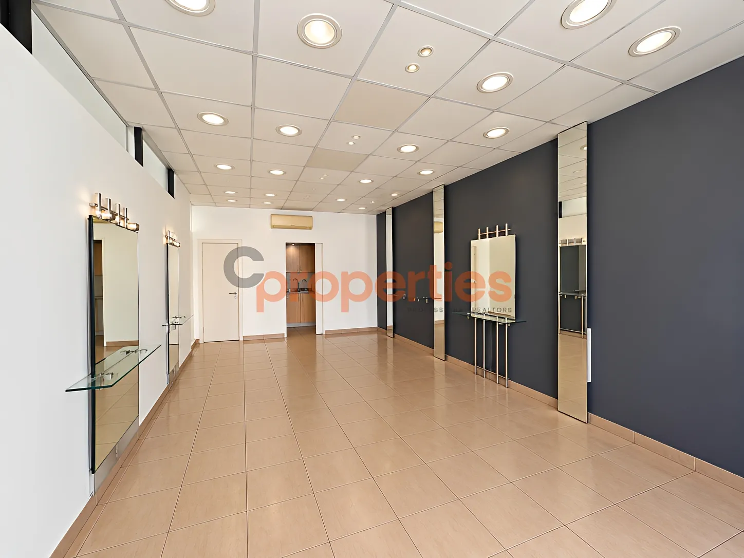 Shop for Rent in Dekwaneh