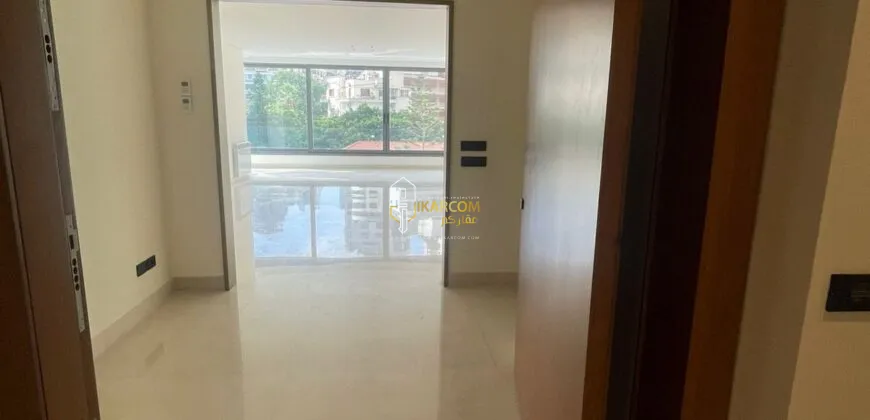 Apartment for sale in Ain Al Mraiseh, Beirut, Lebanon