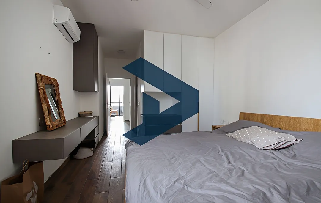 Apartment for rent in Caree d'or, Achrafieh, Lebanon