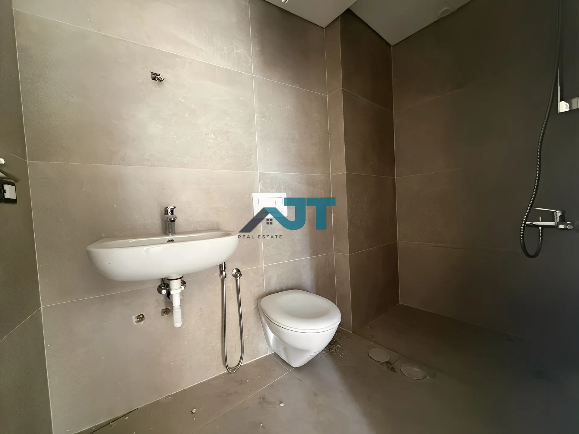 Apartment in Abdul wahab el inglizi, beirut, lebanon