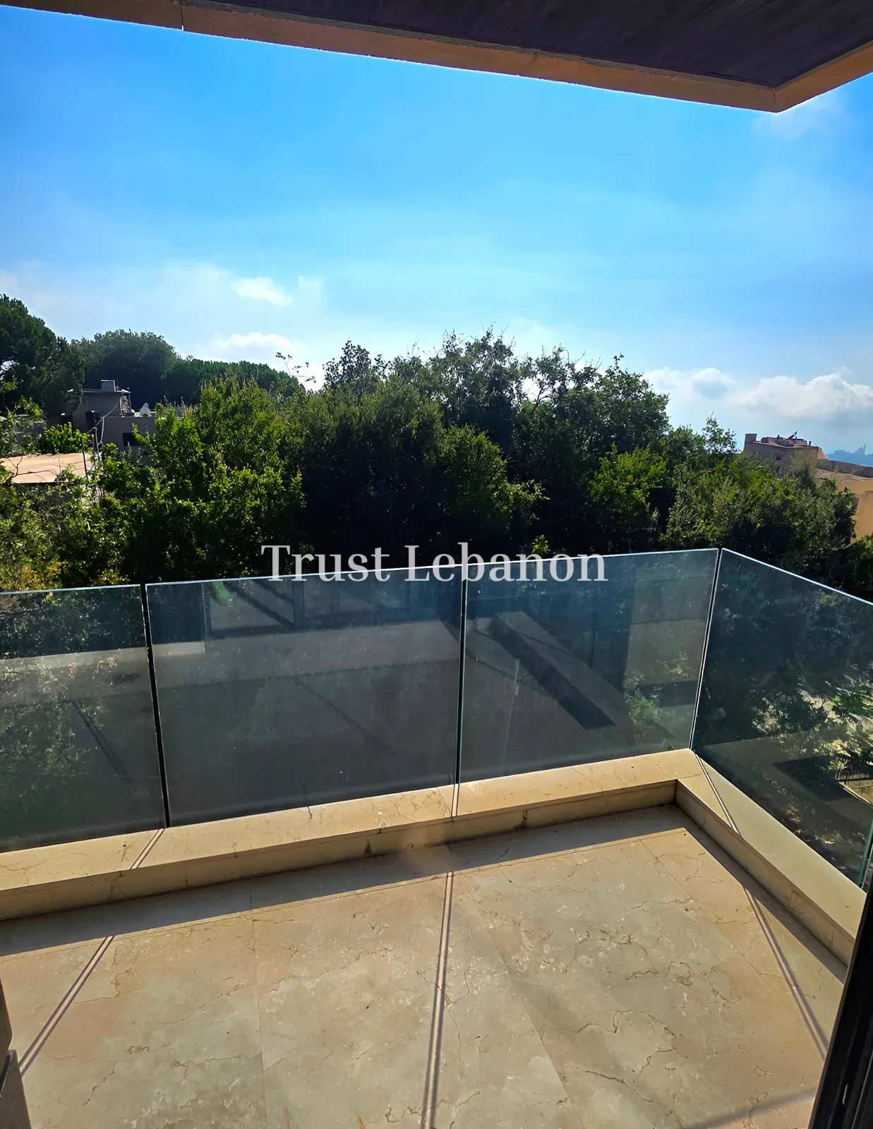 Apartment for sale in Ajaltoun, Lebanon - 3 bed, 4 bath