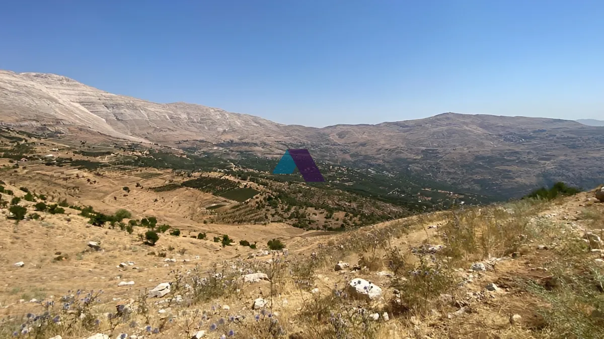 Land for Sale in Faqra