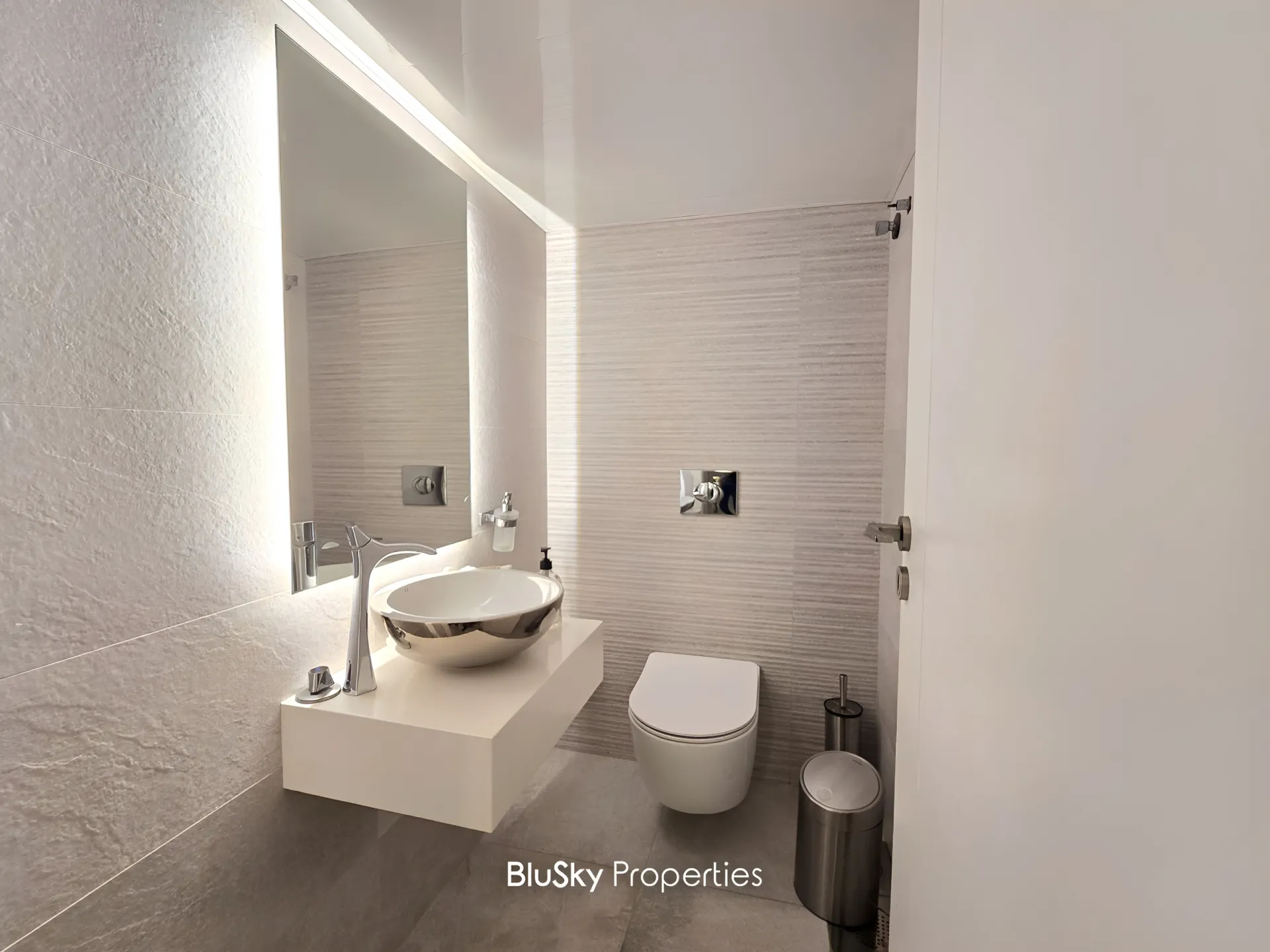 Apartment for sale in Mansourieh