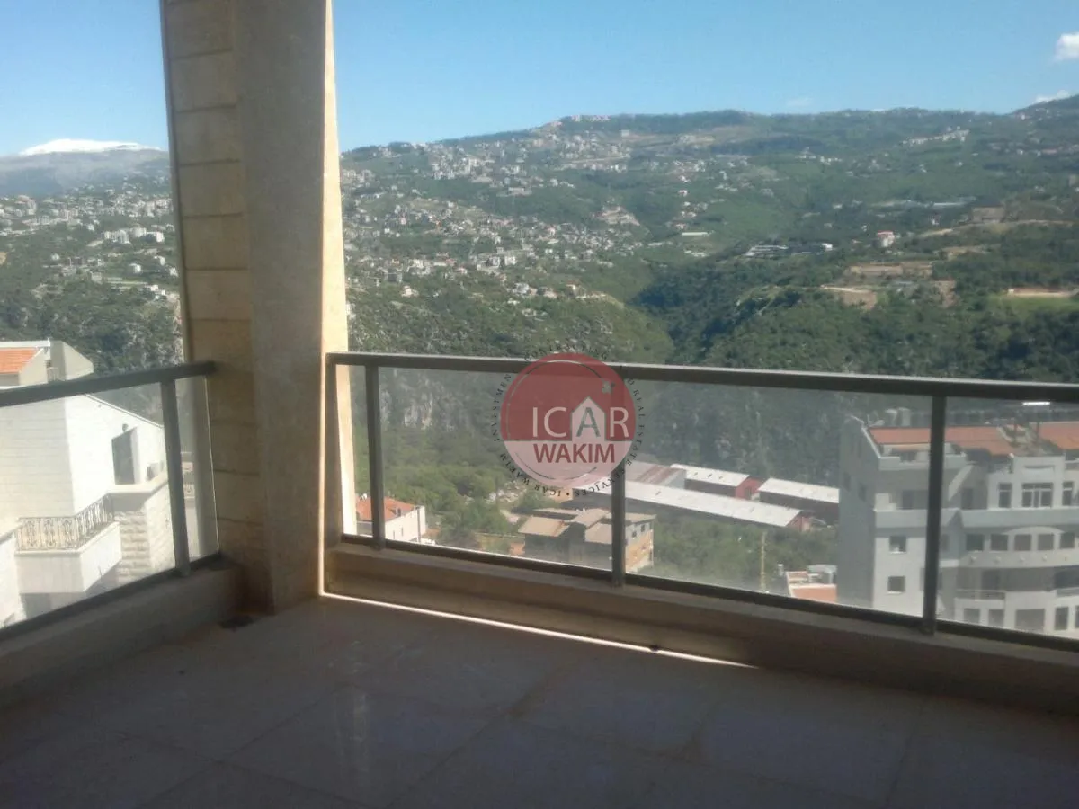 Apartment for Sale in Ballouneh