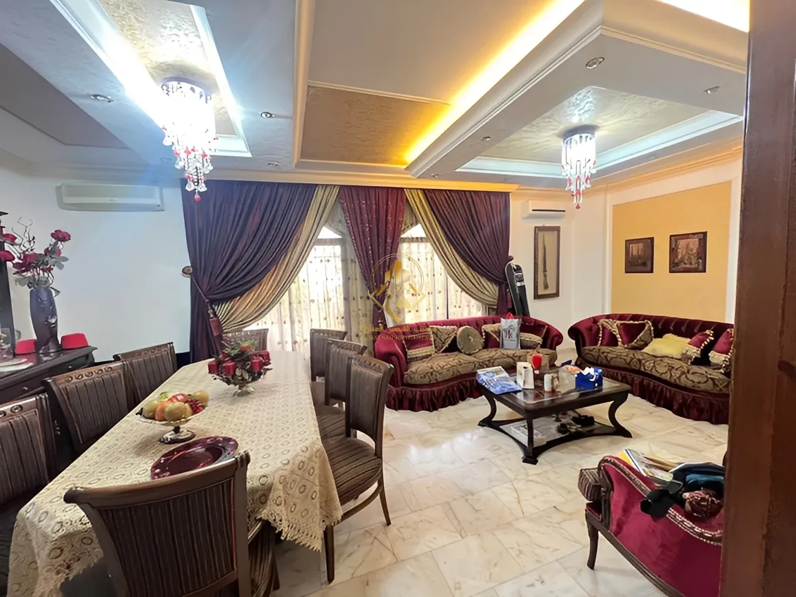 Apartment for Sale in Chouaifet El Aamroussieh, Lebanon - 3 bed, 3 bath