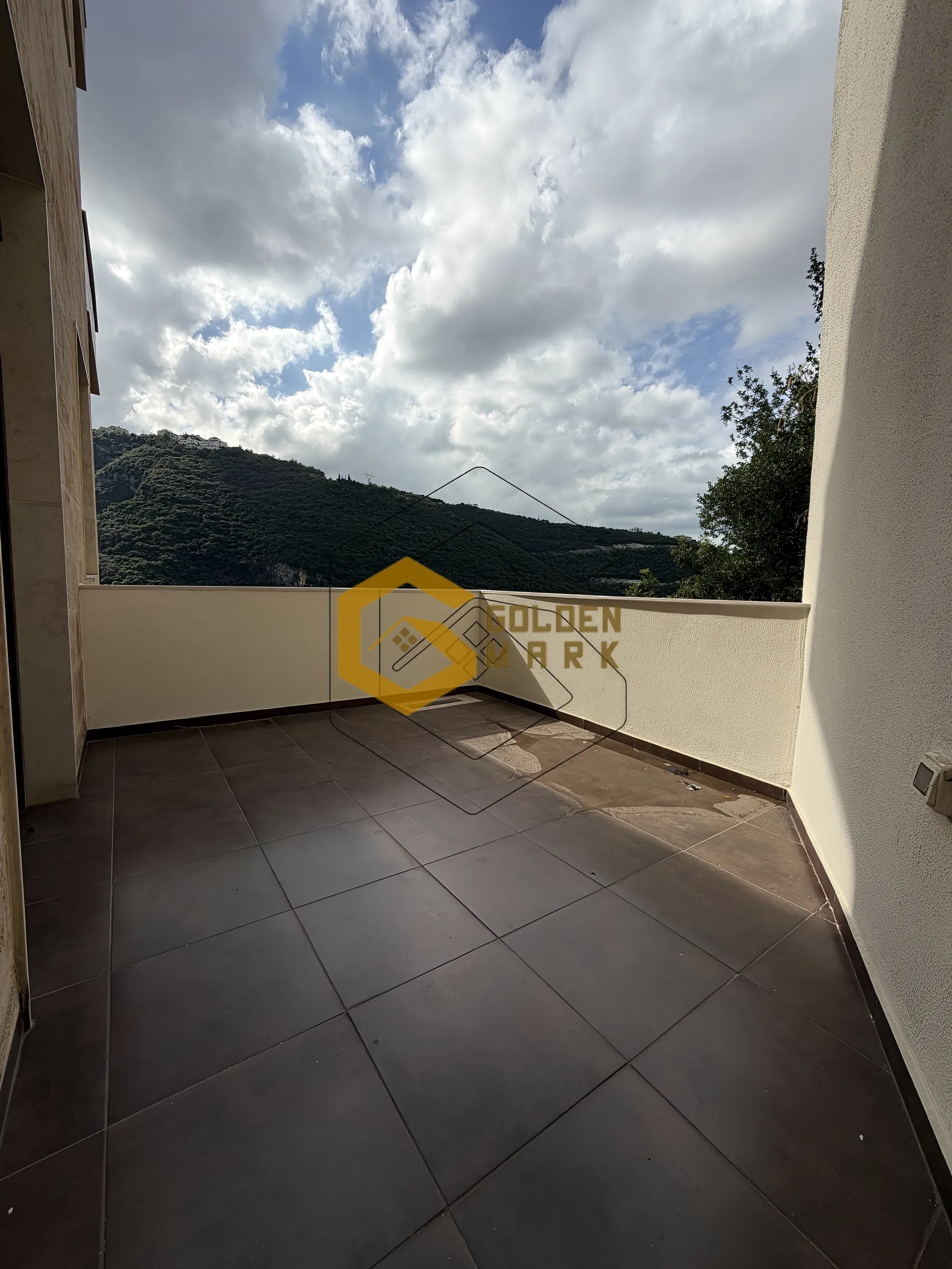 Apartment for Sale in Blat