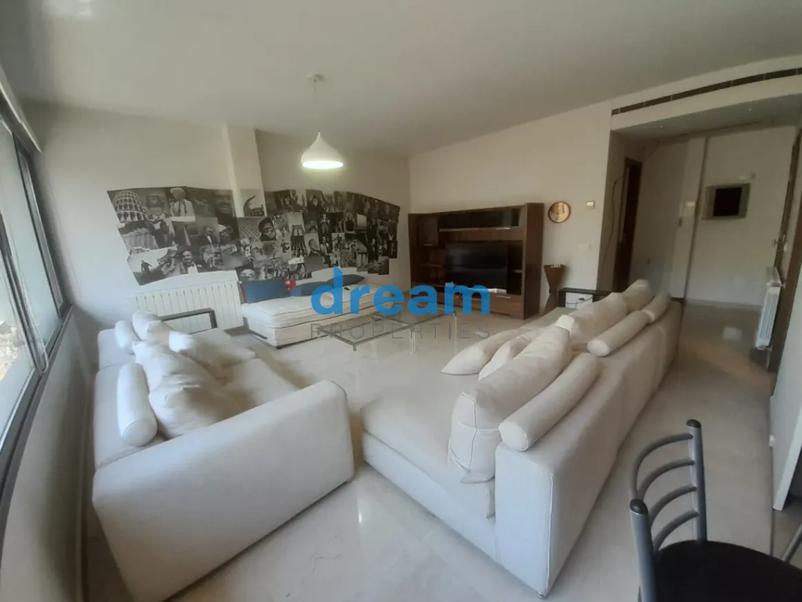 Apartment for rent in Achrafieh, Beirut, Lebanon - 1 bed, 2 bath