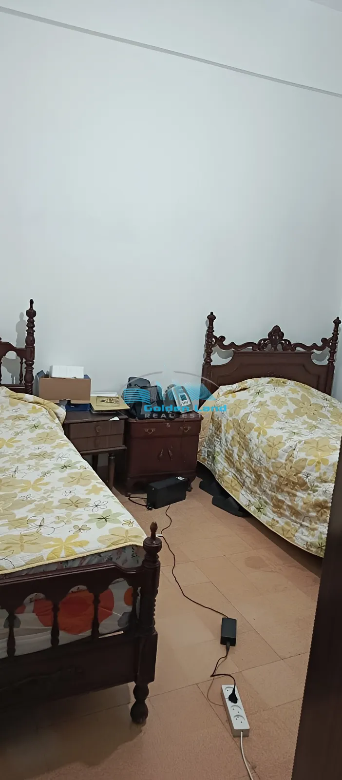 Apartment for Sale in Forn El Chebbak