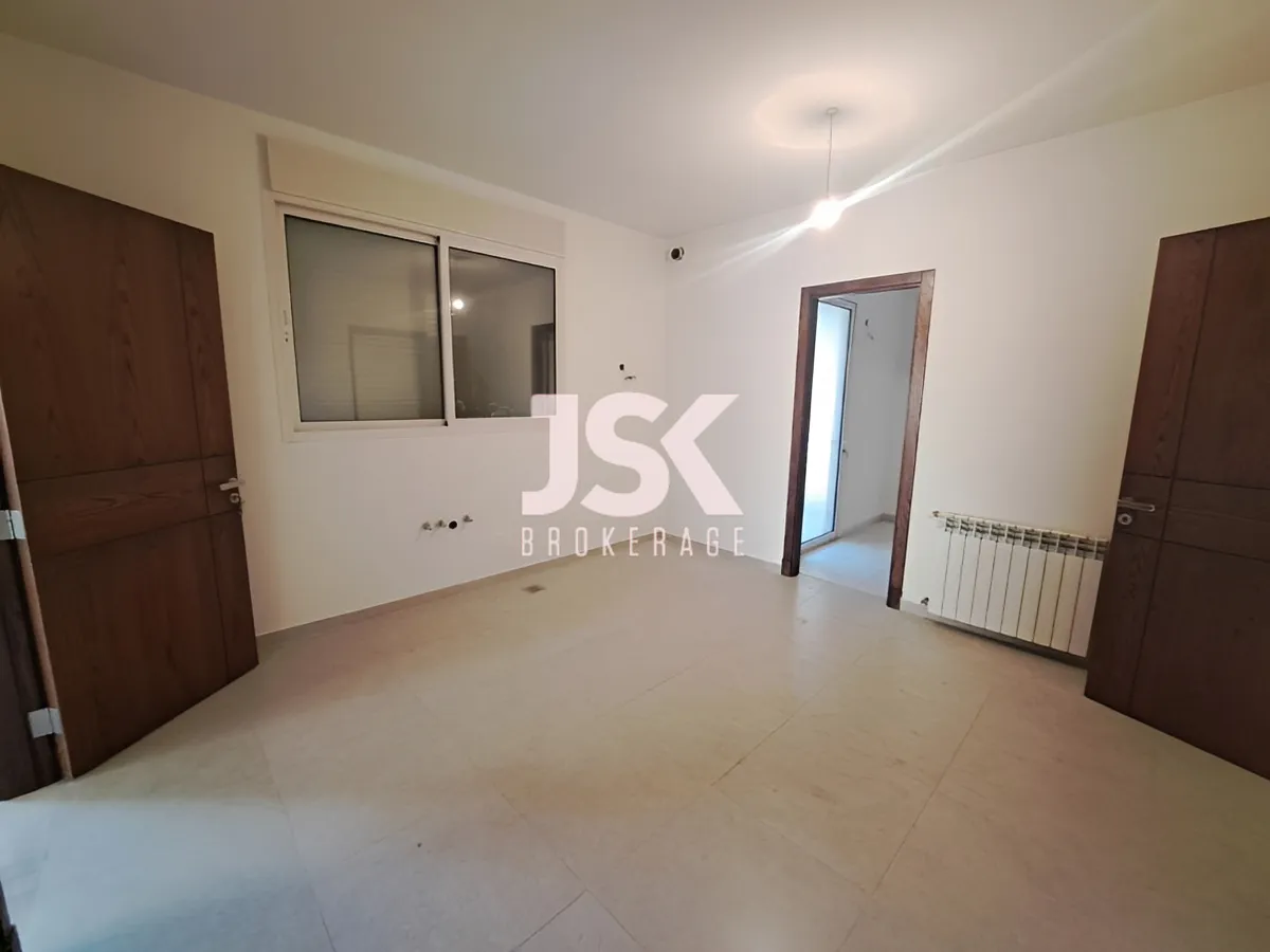 Duplex for Sale in Cornet Chahwan, Lebanon - 4 bed, 4 bath