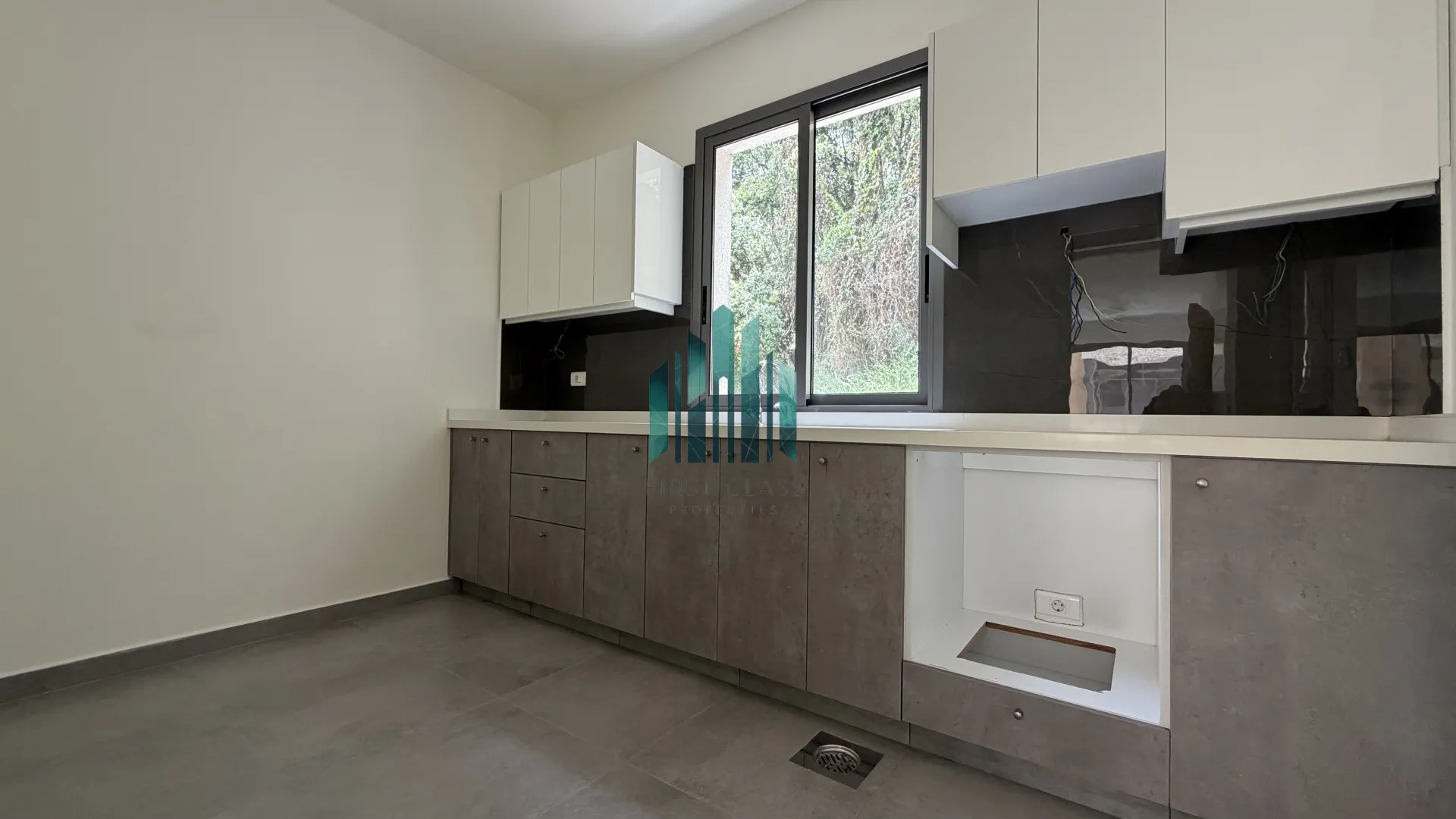 Apartment for sale in Bqennaya, lebanon