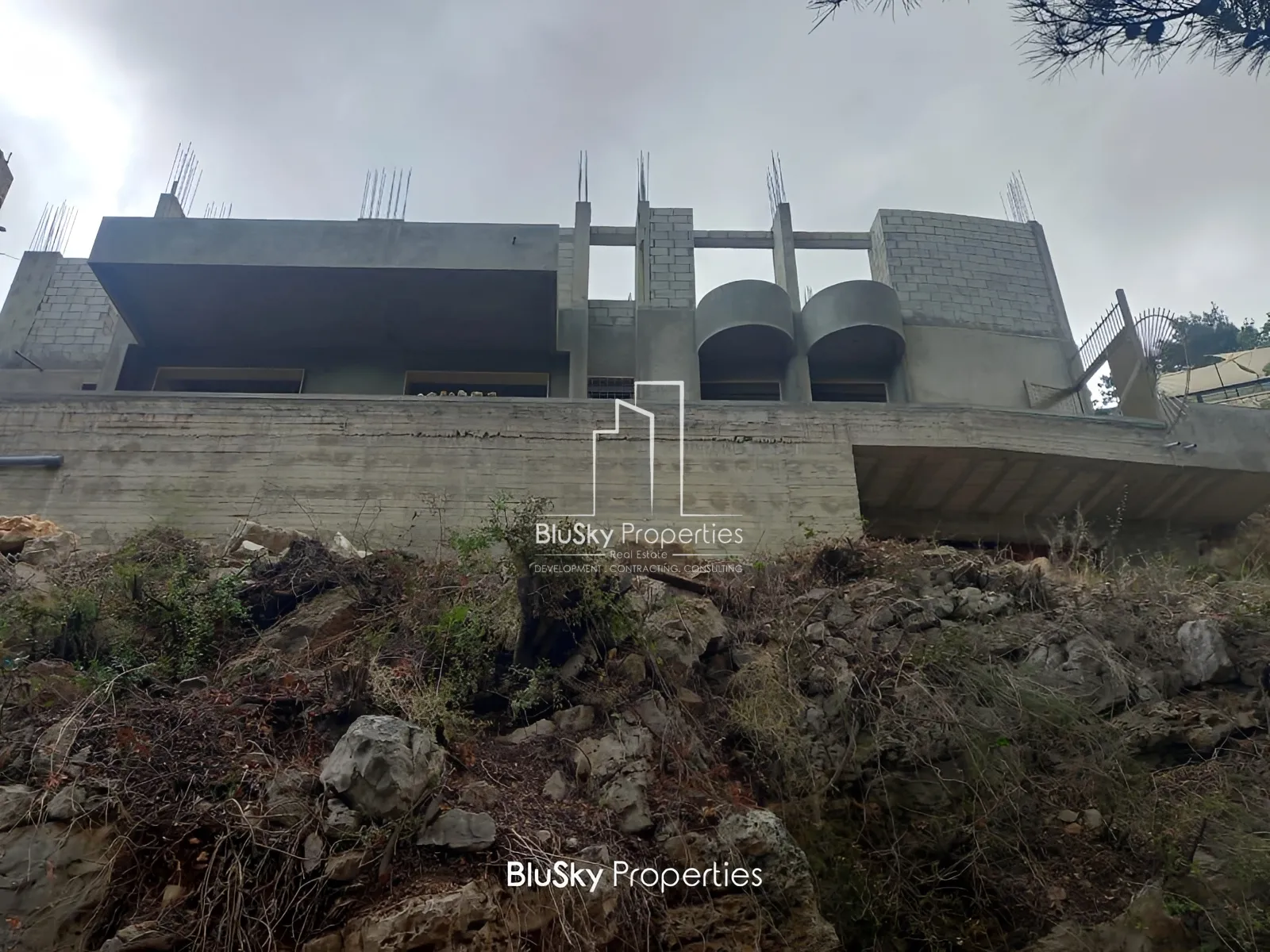 Building for Sale in Ghedress