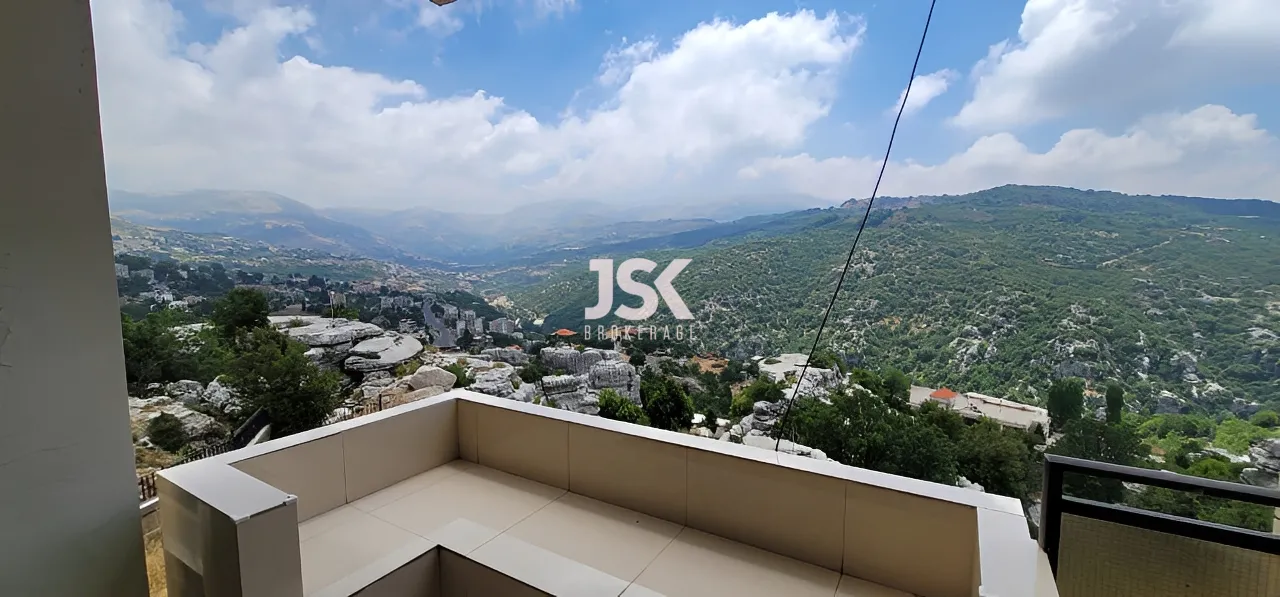 Chalet for Sale in Mayrouba