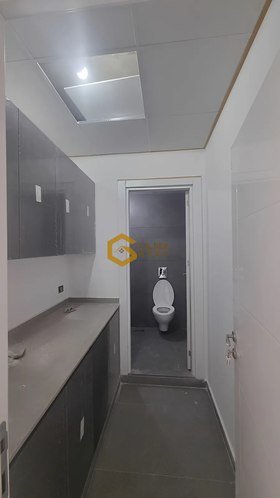 Office for rent in Antelias