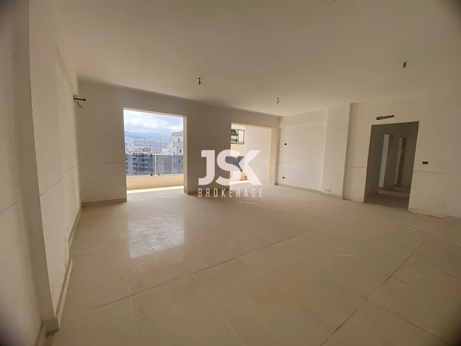 Apartment for Sale in Sin El Fil - 3 bed, 3 bath