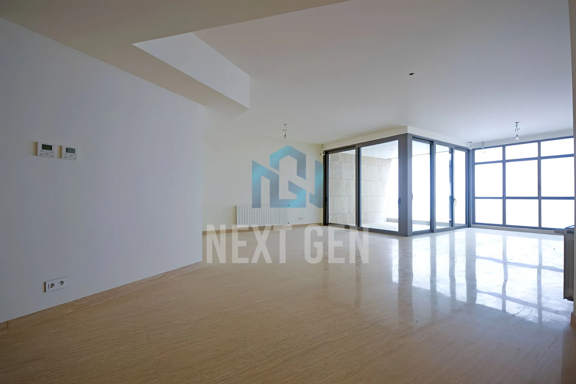Apartment for sale in Achrafieh, Beirut, Lebanon - 3 bed, 5 bath