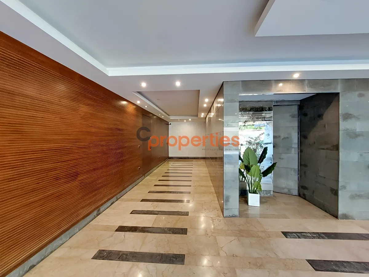 Apartment for Sale in Ain Saadeh