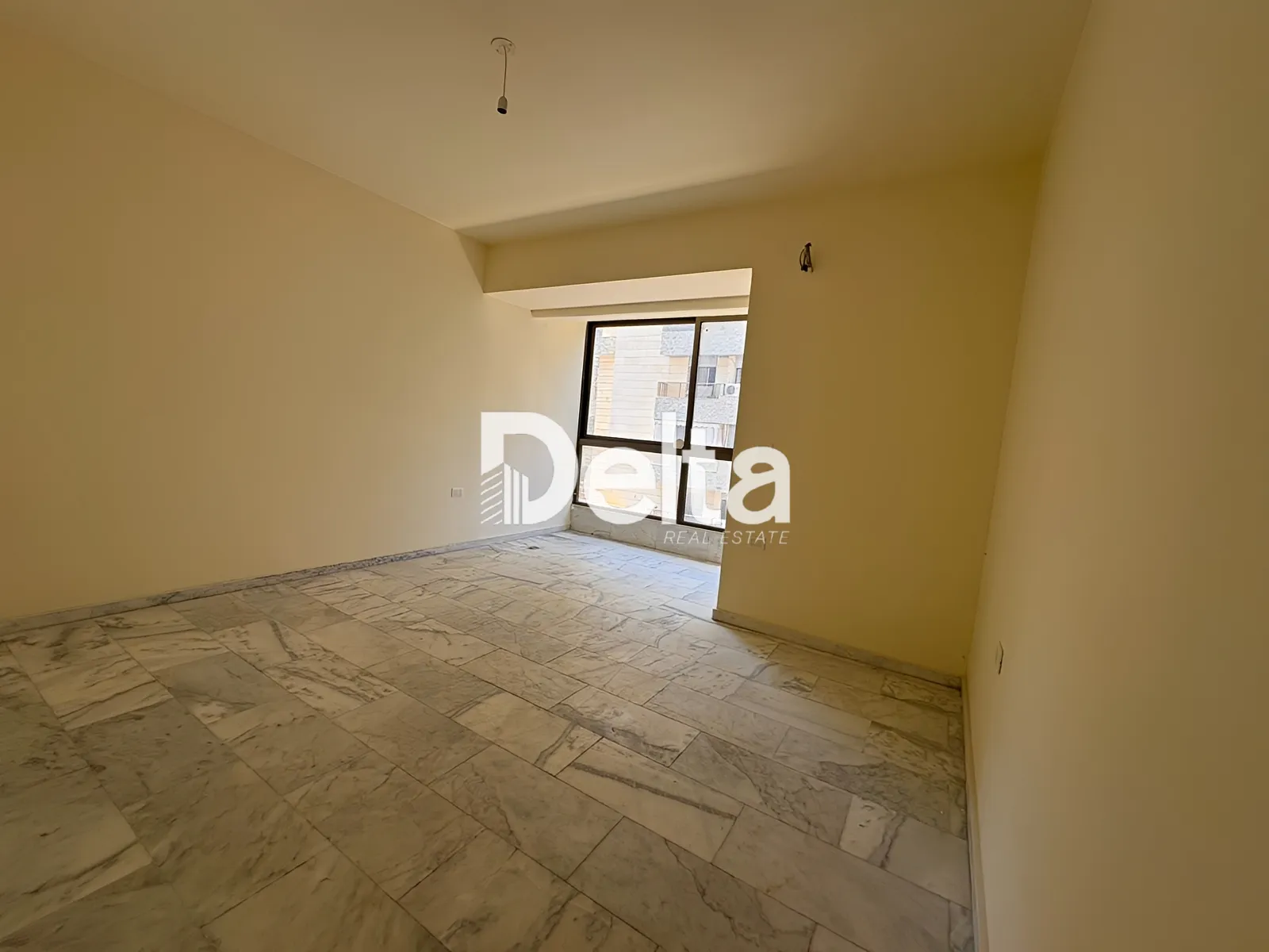 Apartment for rent in Ras Al Naba'a