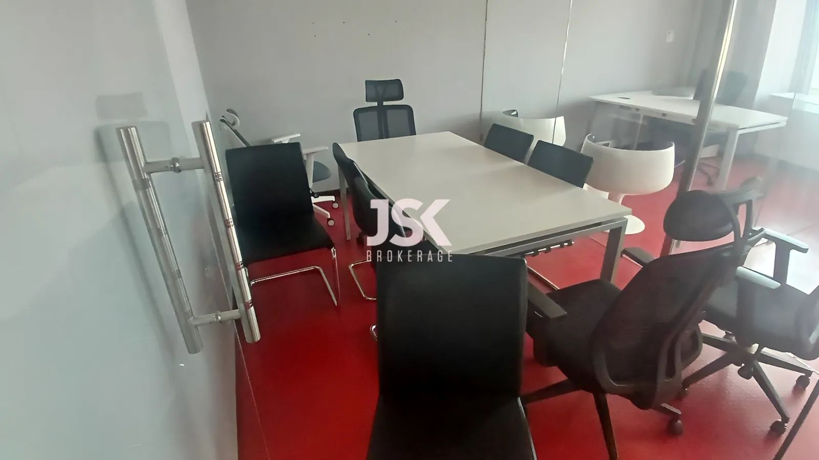 Office for Rent in Sin El Fil