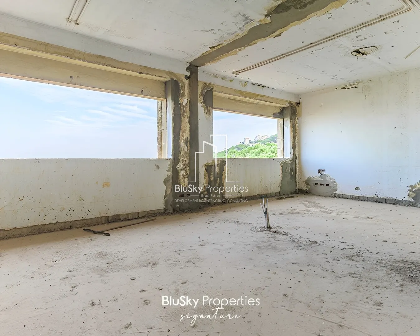 Villa for Sale in Beit Meri