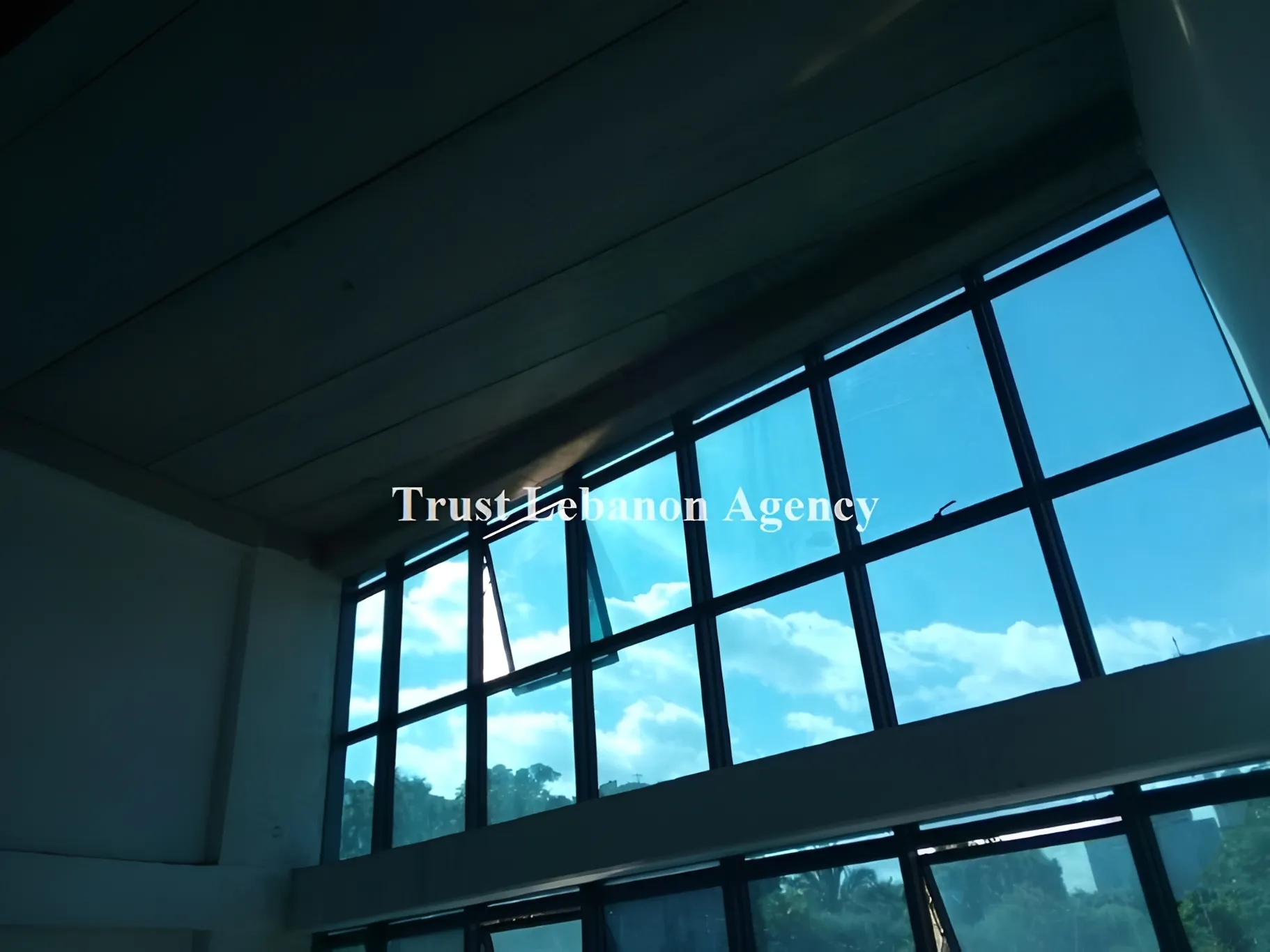 Shop for rent in Baabda, Baabda