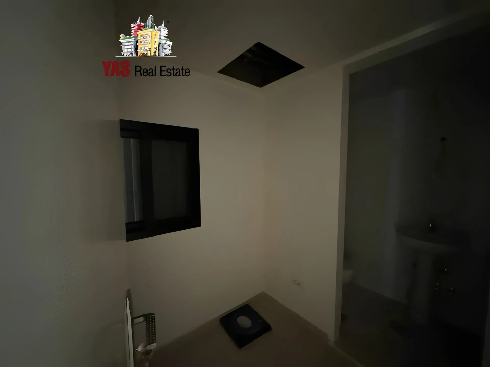 Apartment for Sale in Ballouneh
