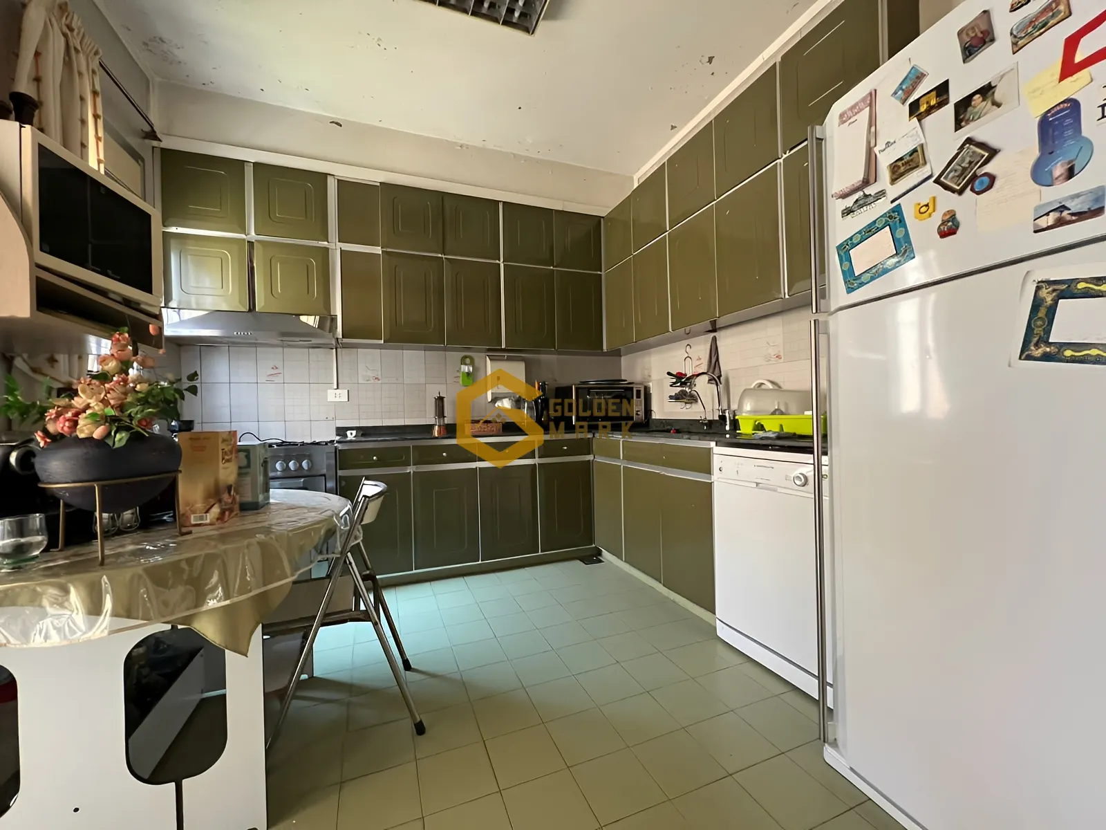 Apartment for Sale in Ballouneh