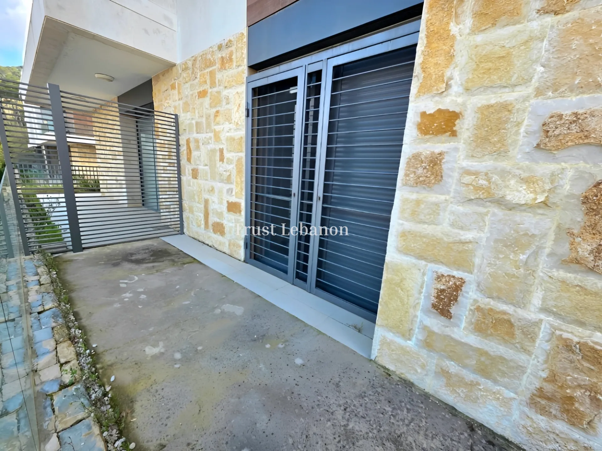 Apartment for sale in Bikfaiya, Lebanon