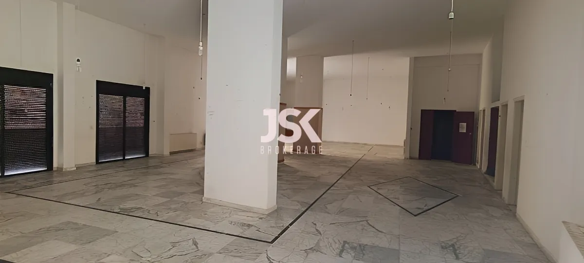 Office for rent in Ghadir