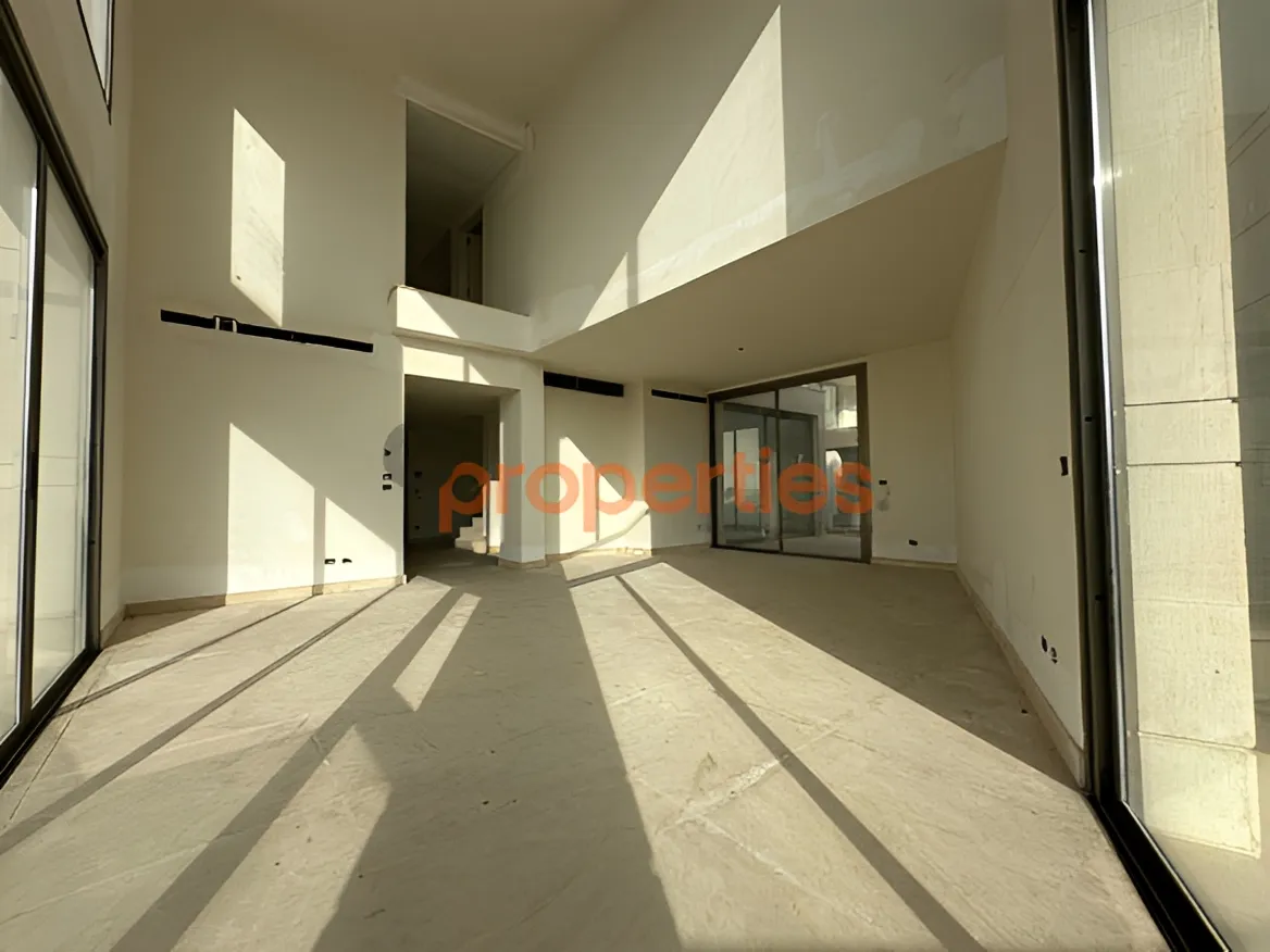 Apartment for Sale in Baabda - 3 bed, 4 bath