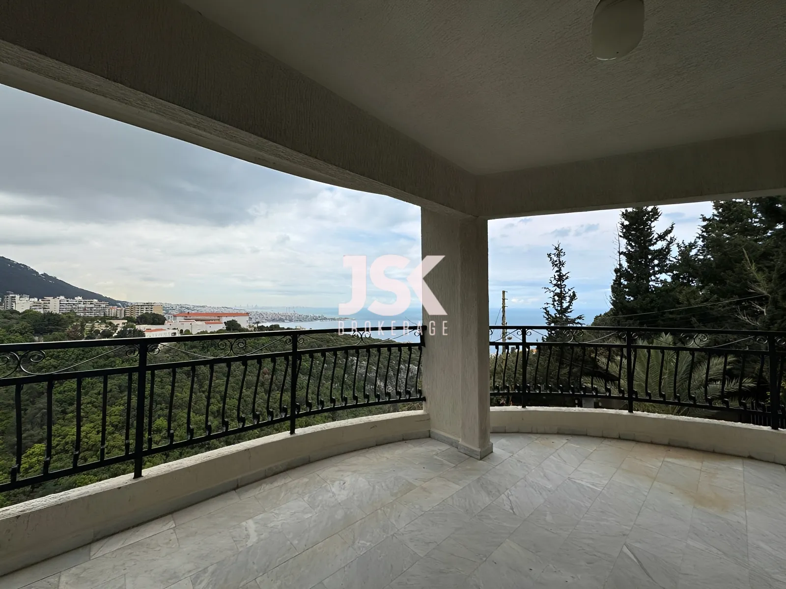 Apartment for Sale in Kfar Hbab